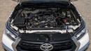 Toyota Hilux MID OPTION PETROL 2.7 AT