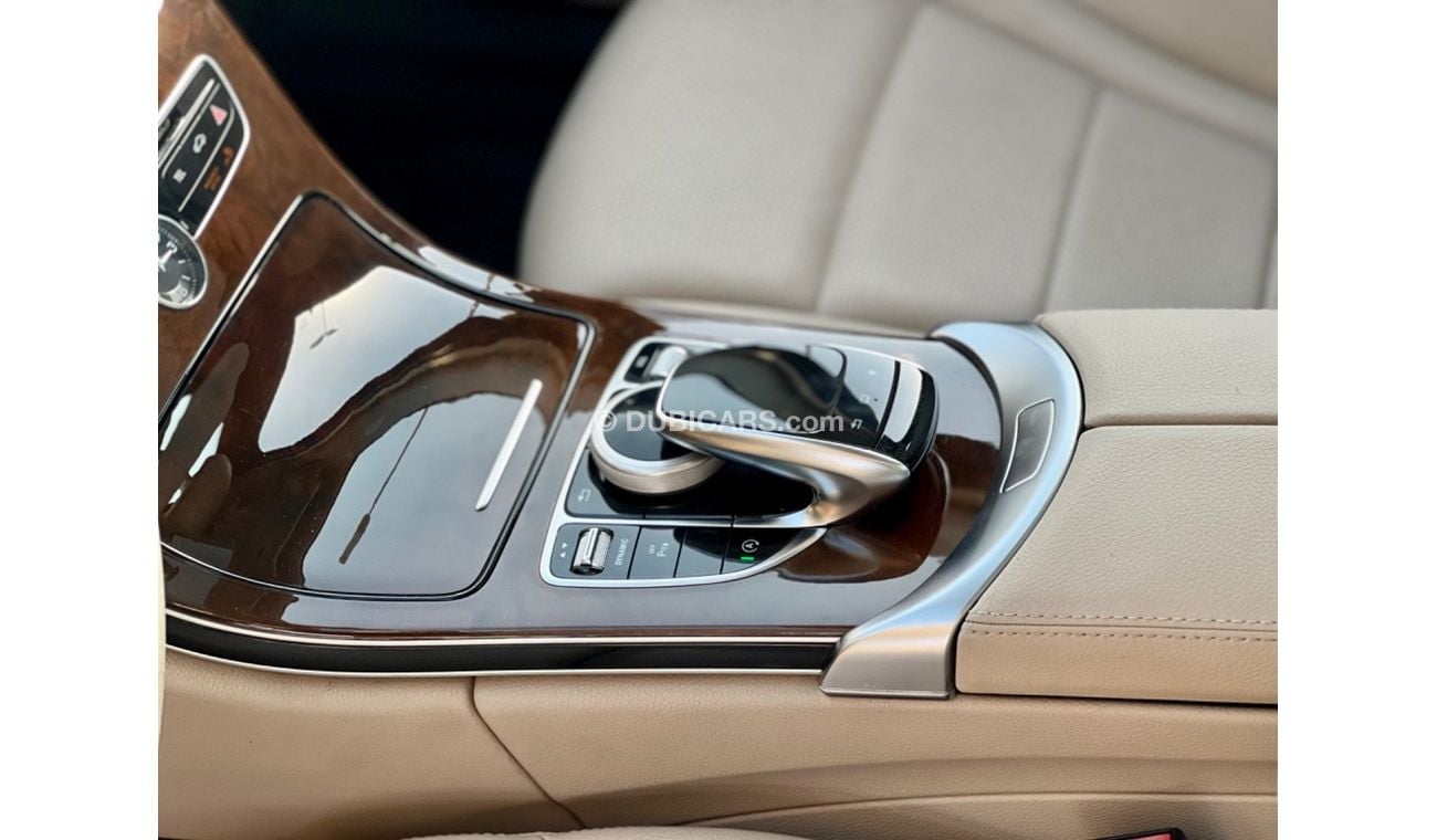 Mercedes-Benz C 300 Sport Mercedes-Benz C300 2016 USA