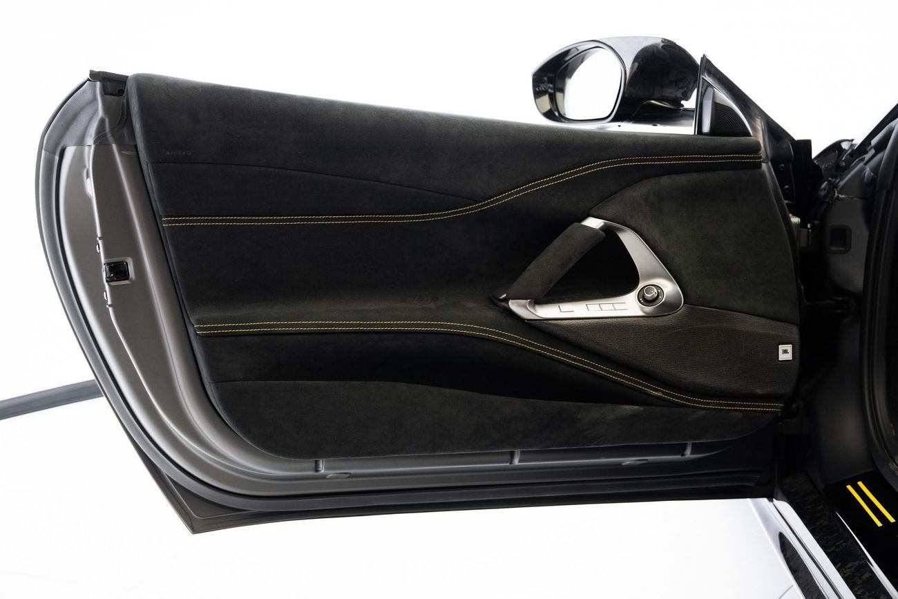 فيراري 812 GTS Ferrari 812 GTS Mansory