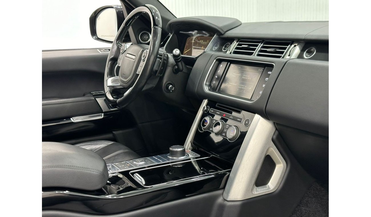 Land Rover Range Rover 2016 Range Rover Vogue SE V8, Full Service History, Warranty, GCC