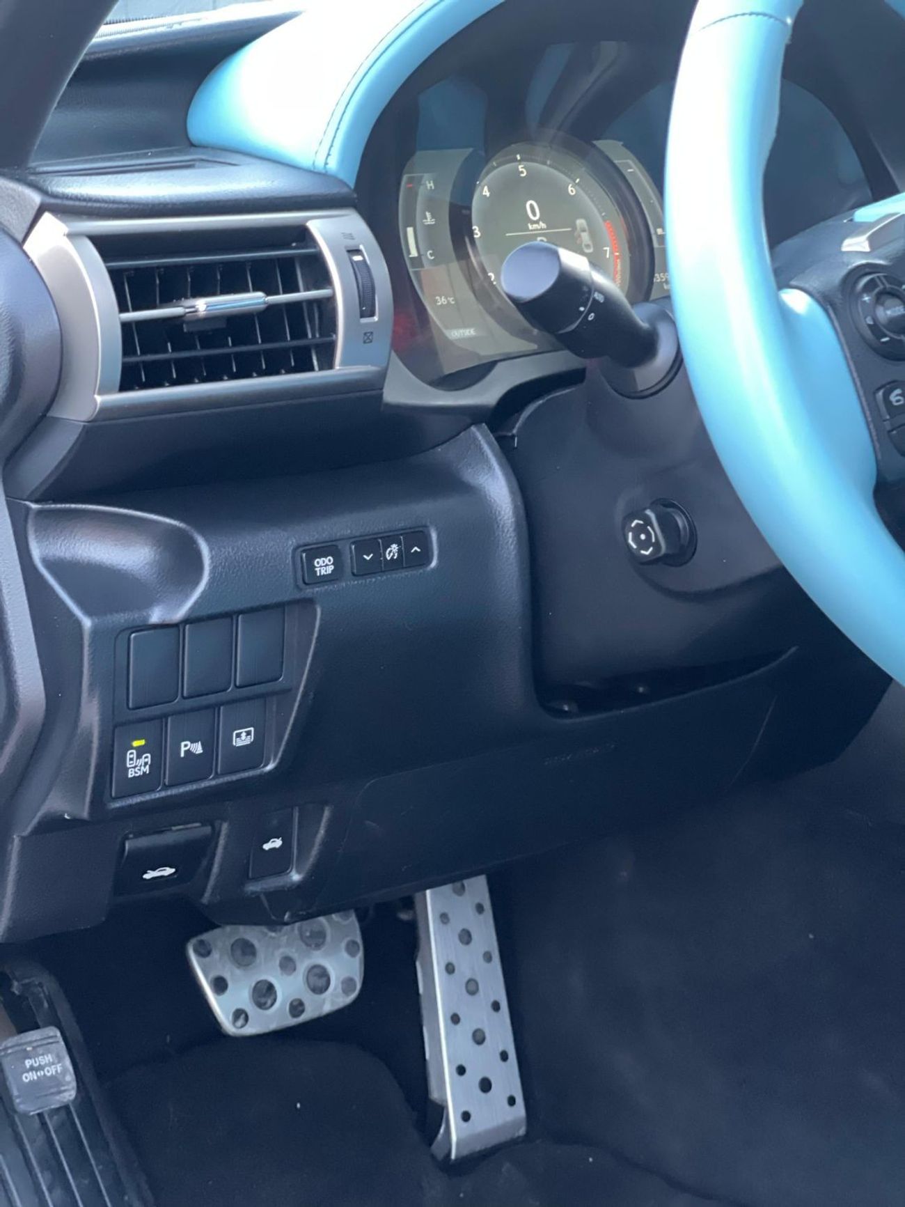 لكزس IS 350 F سبورت بلاتينوم