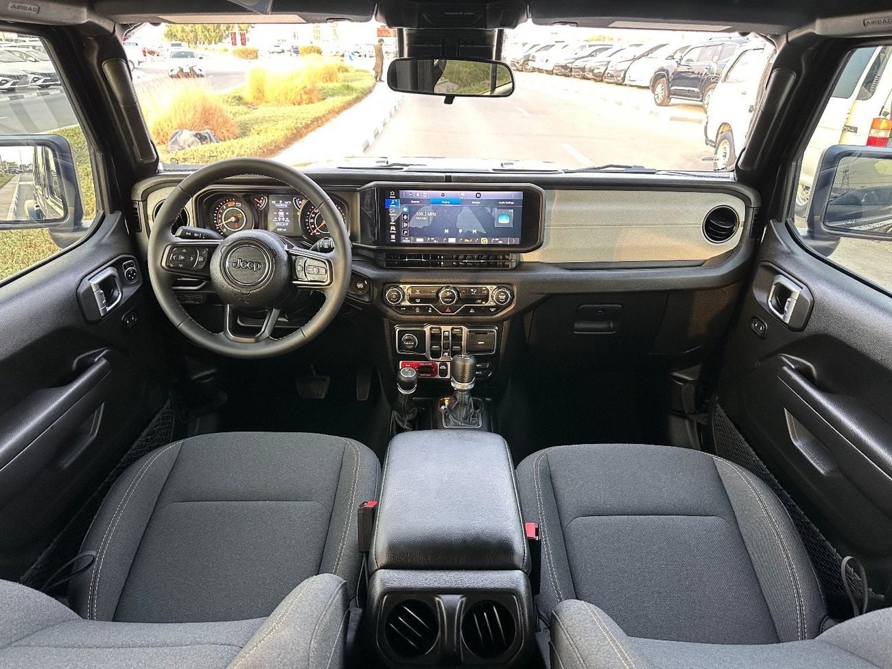 Jeep Wrangler Unlimited Sport S 2.0L A/T