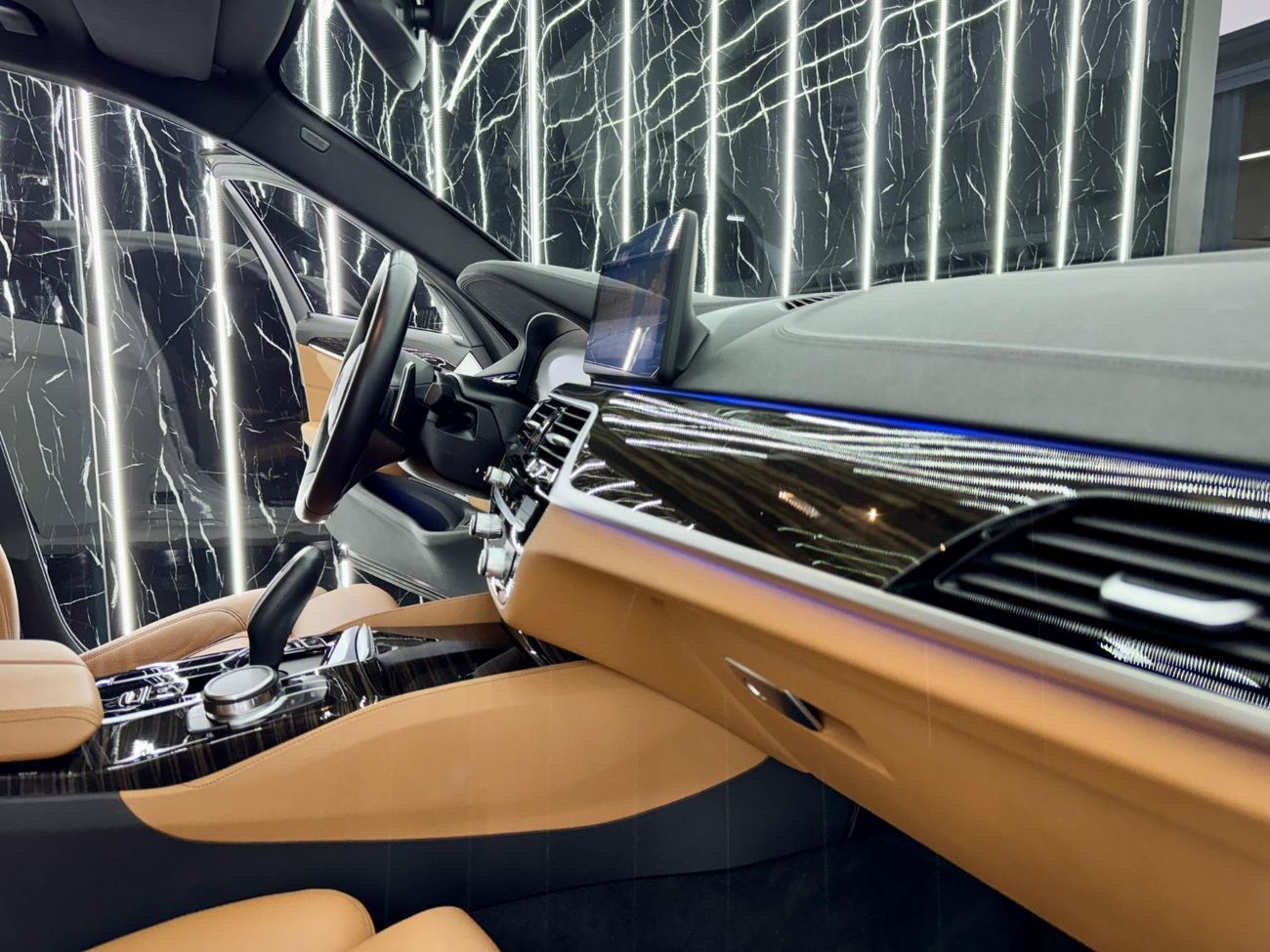 BMW 530i M-Sport 2023 BMW 530i M-Sport, March 2027 BMW Warranty, Full BMW Service History, GCC