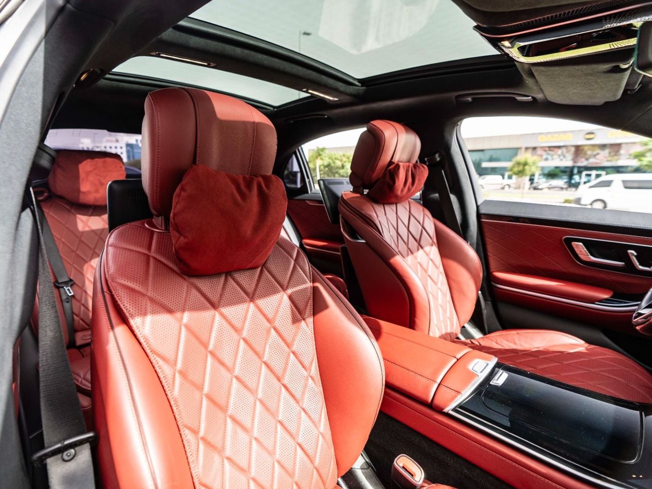 مرسيدس بنز S 500 4MATIC L