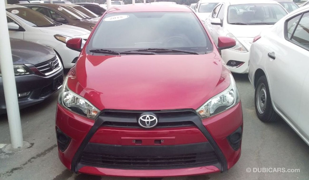 Toyota Yaris Toyota Yaris Hatchback 1.3 2015 GCC