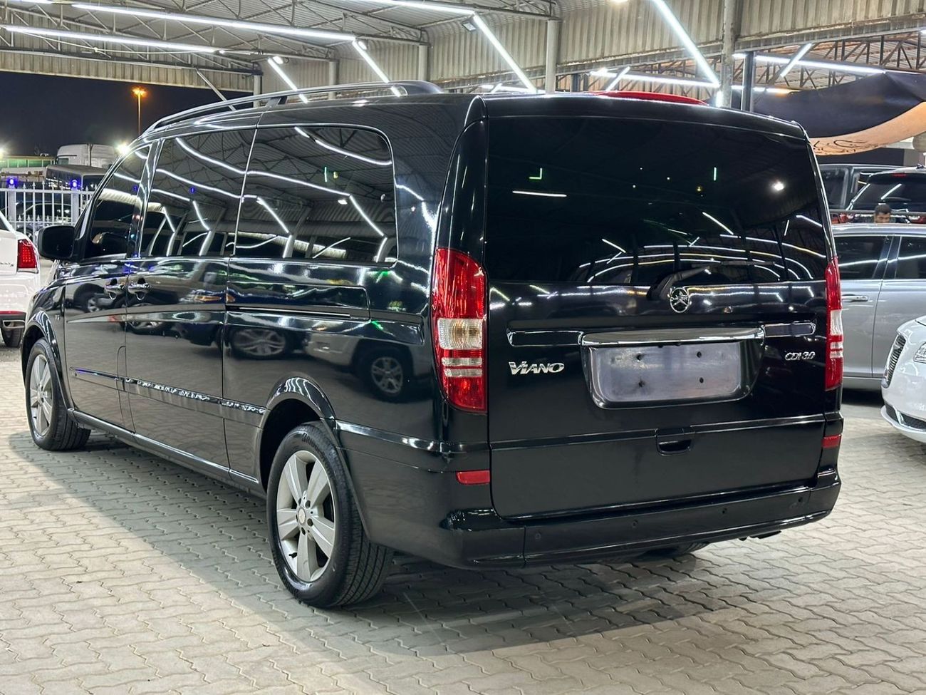 Mercedes-Benz Viano 2014 Mercedes-Benz Viano Trend (W639), 5dr MPV, 3.0L 6cyl Diesel, Automatic, Rear Wheel Drive.The ca