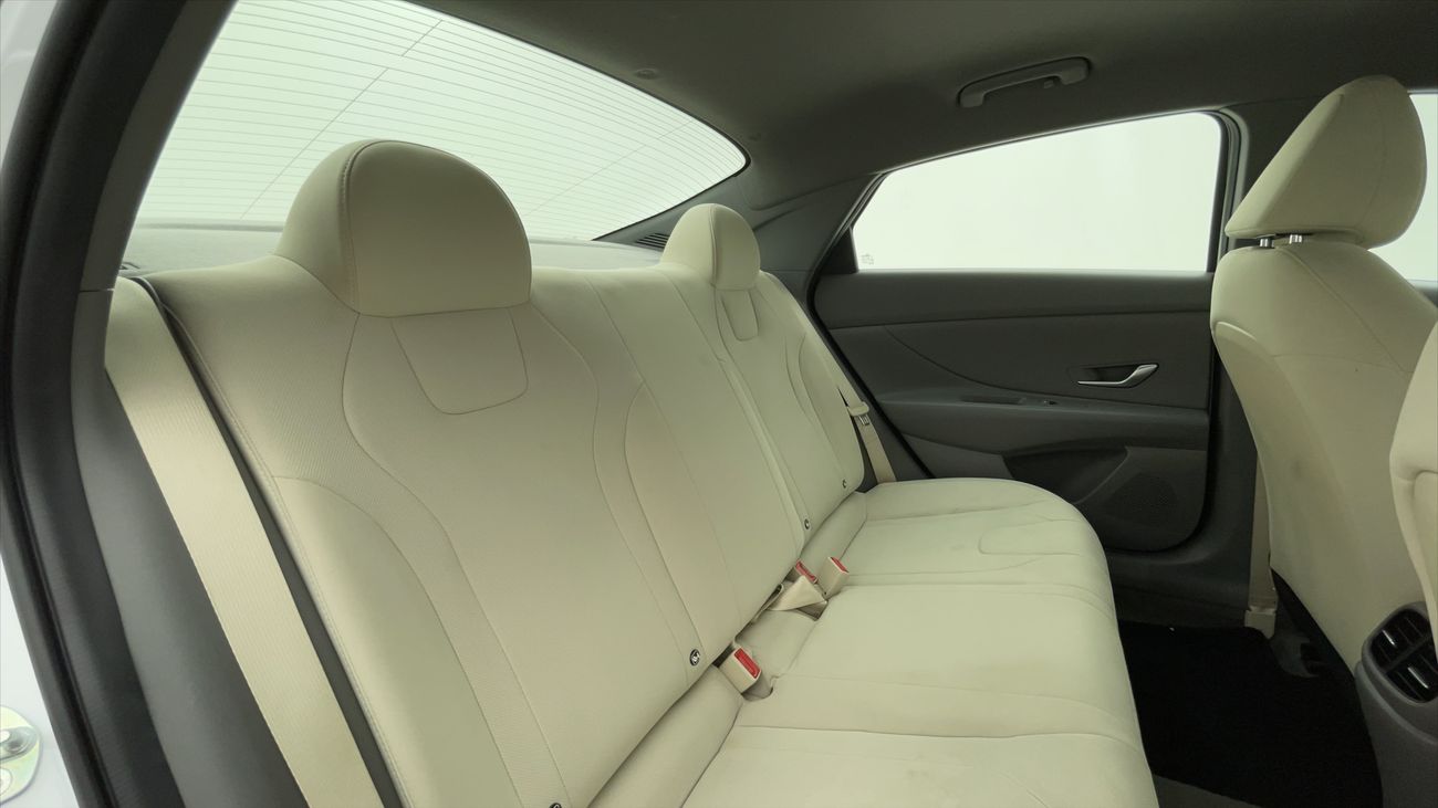 Hyundai Elantra SMART 1.6 | Zero Down Payment | Home Test Drive