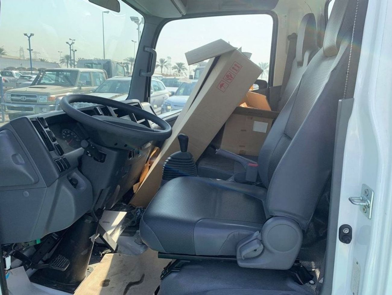 Isuzu NMR 2025 ISUZU NMR 3 tons Diesel Manual zero km