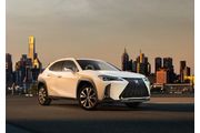 Lexus UX200