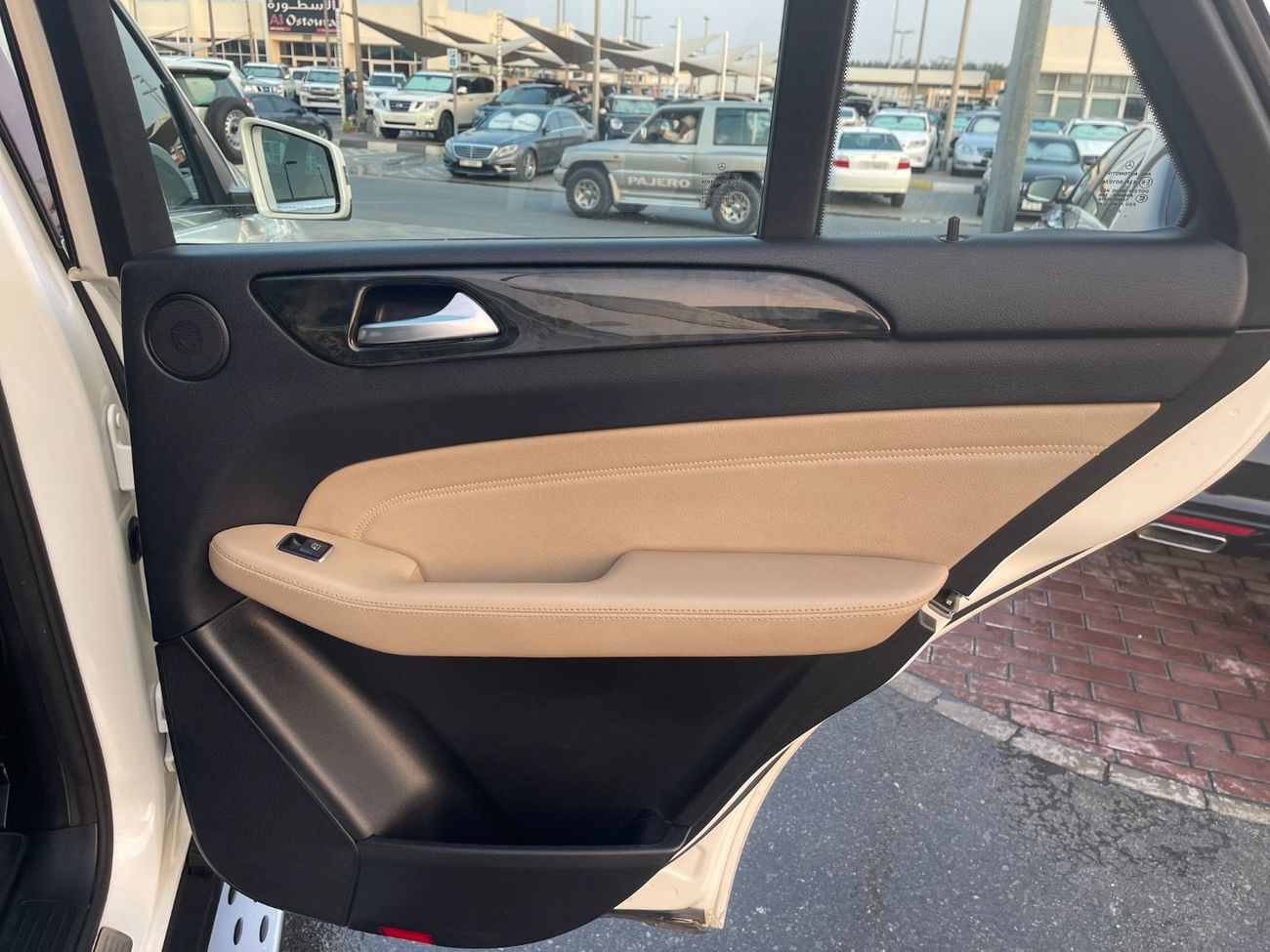 Mercedes-Benz ML 500 Std Mercedes ML 500 AMG _GCC_2013_Excellent Condition _Full option