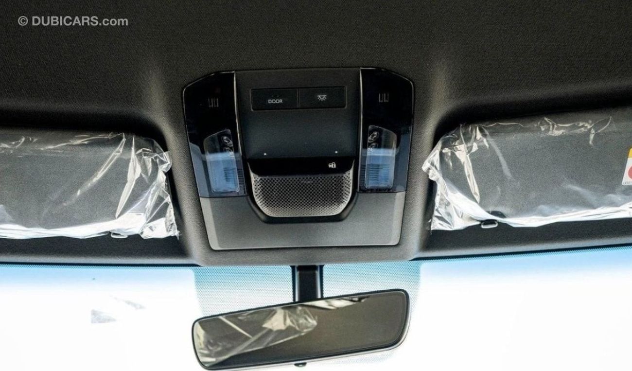 تويوتا برادو J250 2.7L Petrol Limited 2024YM