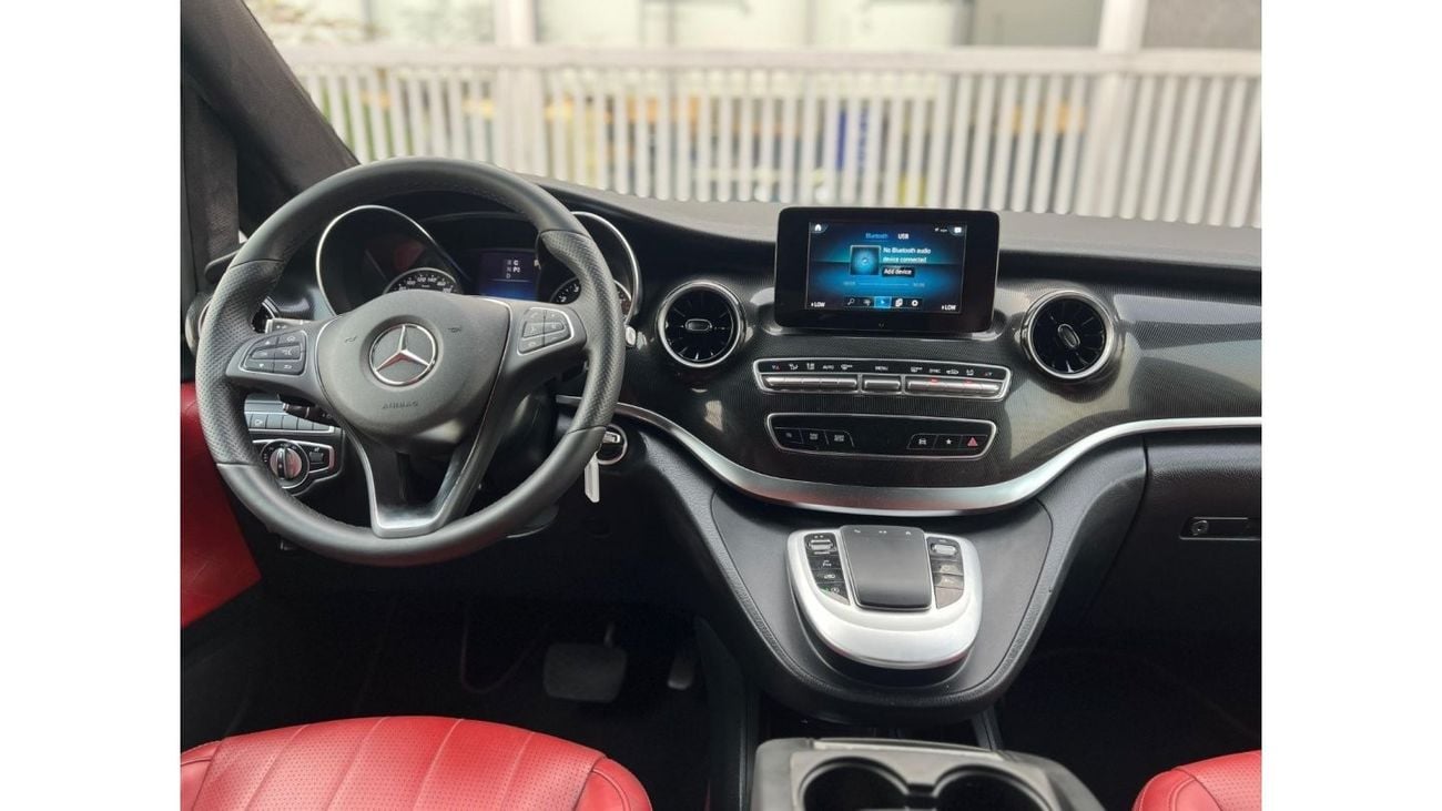 Mercedes-Benz V 250 Avantgarde MERCEDES V-250 GCC BODY KIT VIP // LOW MILEAGE // PERFECT CONDITION