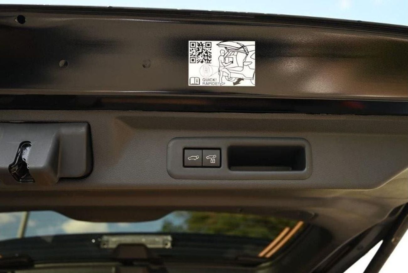 Toyota Sequoia PLATINUM I-FORCE HYBRID V6 3.5L 4WD 7-SEATER AUTOMATIC TRANSMISSION.