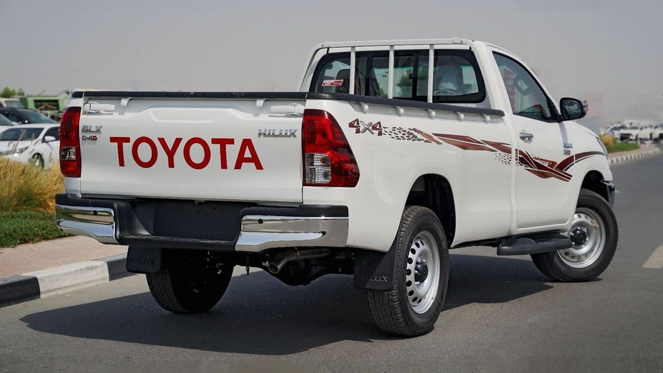 تويوتا هيلوكس 2.4L GLX - 4x4 Manual Transmission | Single Cabin with Bed Liner | D-4D | GCC