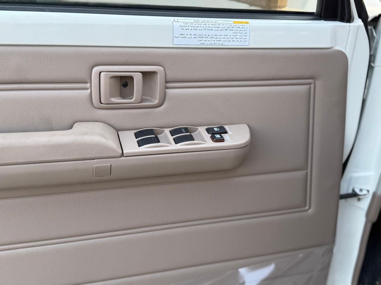 Toyota Land Cruiser Pick Up TOYOTA LC79 Diesel 2.8L Double Cabin A/T Diff-Lock 2025 MODEL