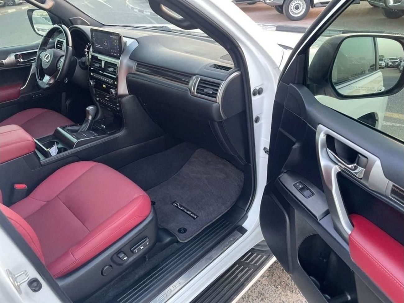 لكزس GX 460 2023 Lexus GX460 Luxury Platinum Full Option - 4.6L V8 - AWD 4x4 - Full Red 7 Seater - Radar & Senso