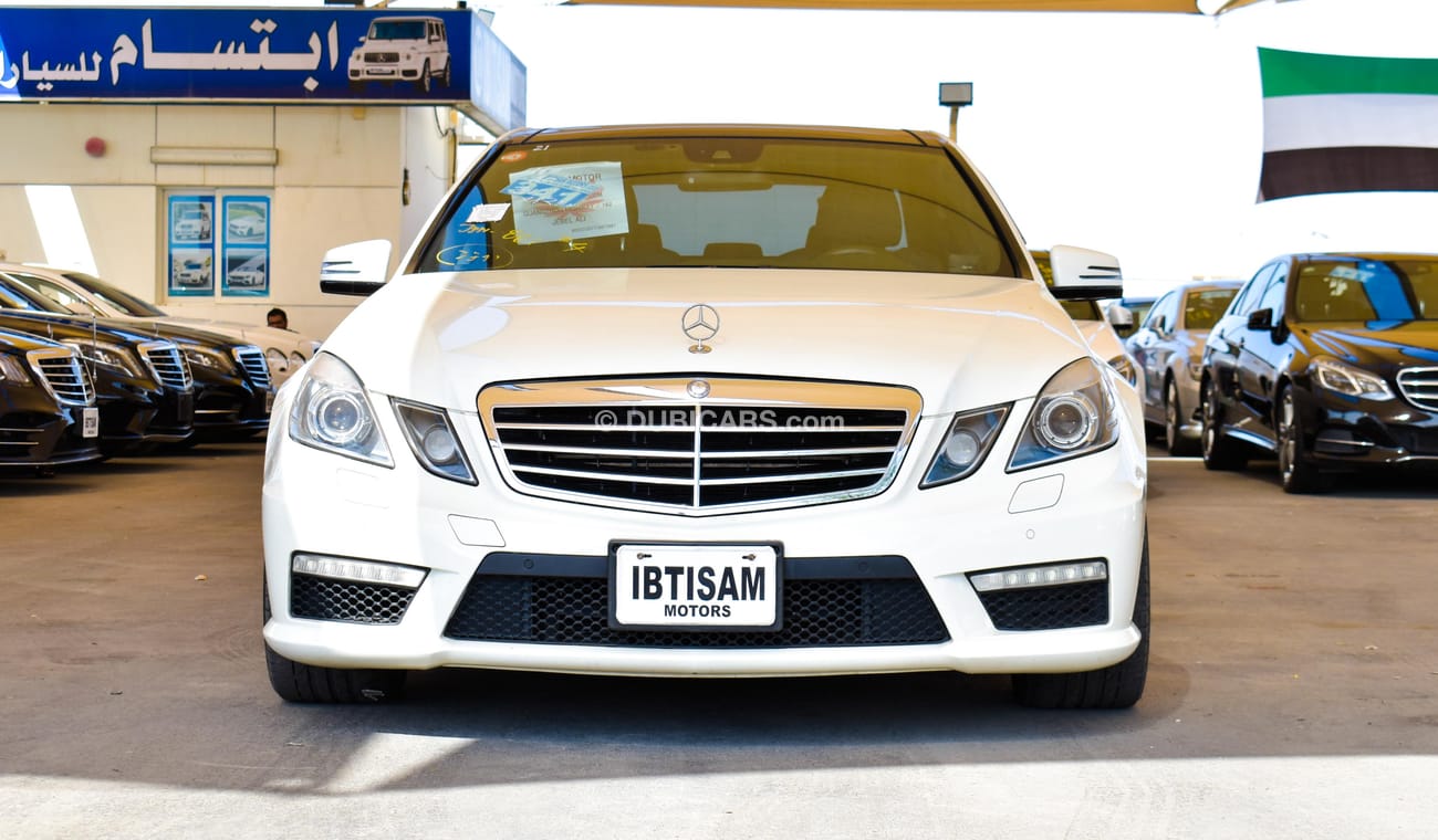 Mercedes-Benz E 63 AMG 6. 3 L V8