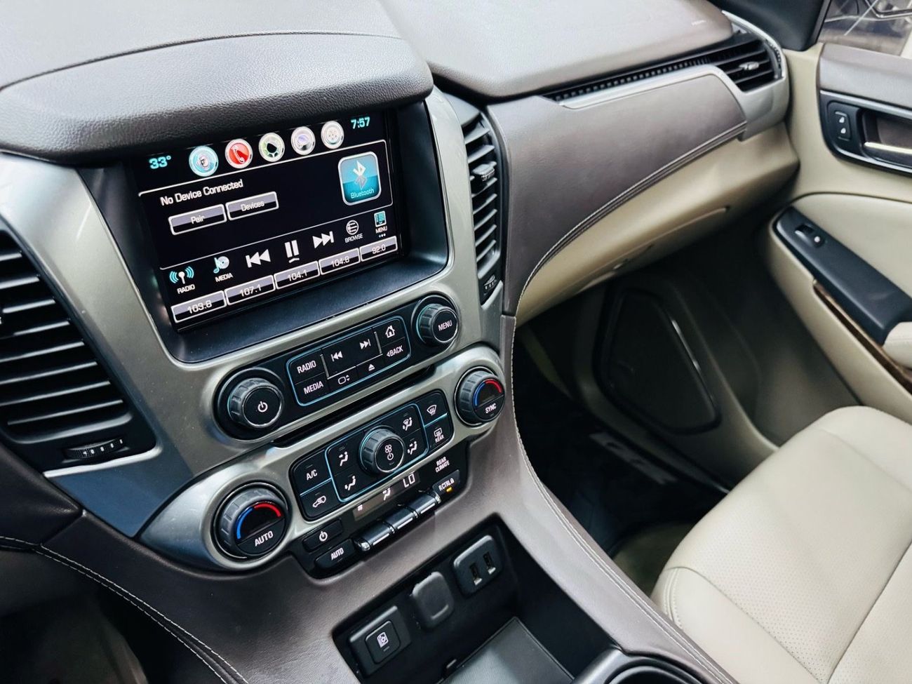 Chevrolet Tahoe LT Z71 5.3L (9 Seater)