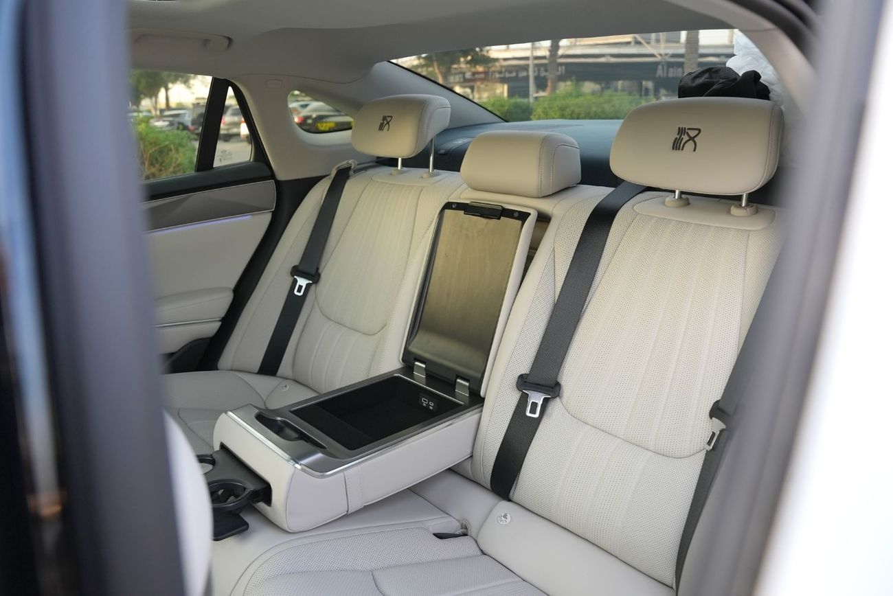 بي واي دي هان PLATINUM 2025 BYD HAN Smart Driving Edition 701Km Black 0Km