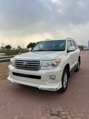 تويوتا لاند كروزر Landcruiser Sahara white colour with black interior RHD Diesel 8 seaters