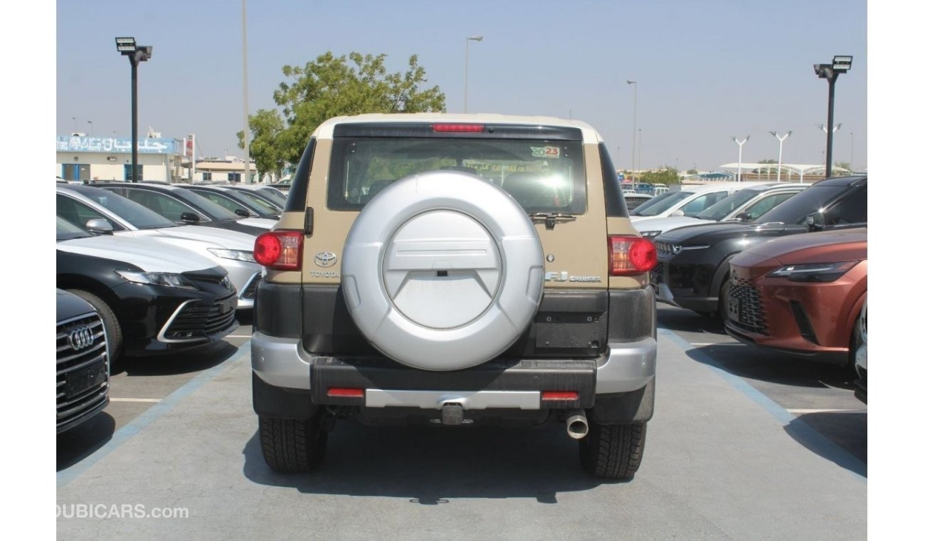 تويوتا إف جي كروزر 2023 TOYOTA FJ CRUISER, 4.0L, 4WD, PETROL