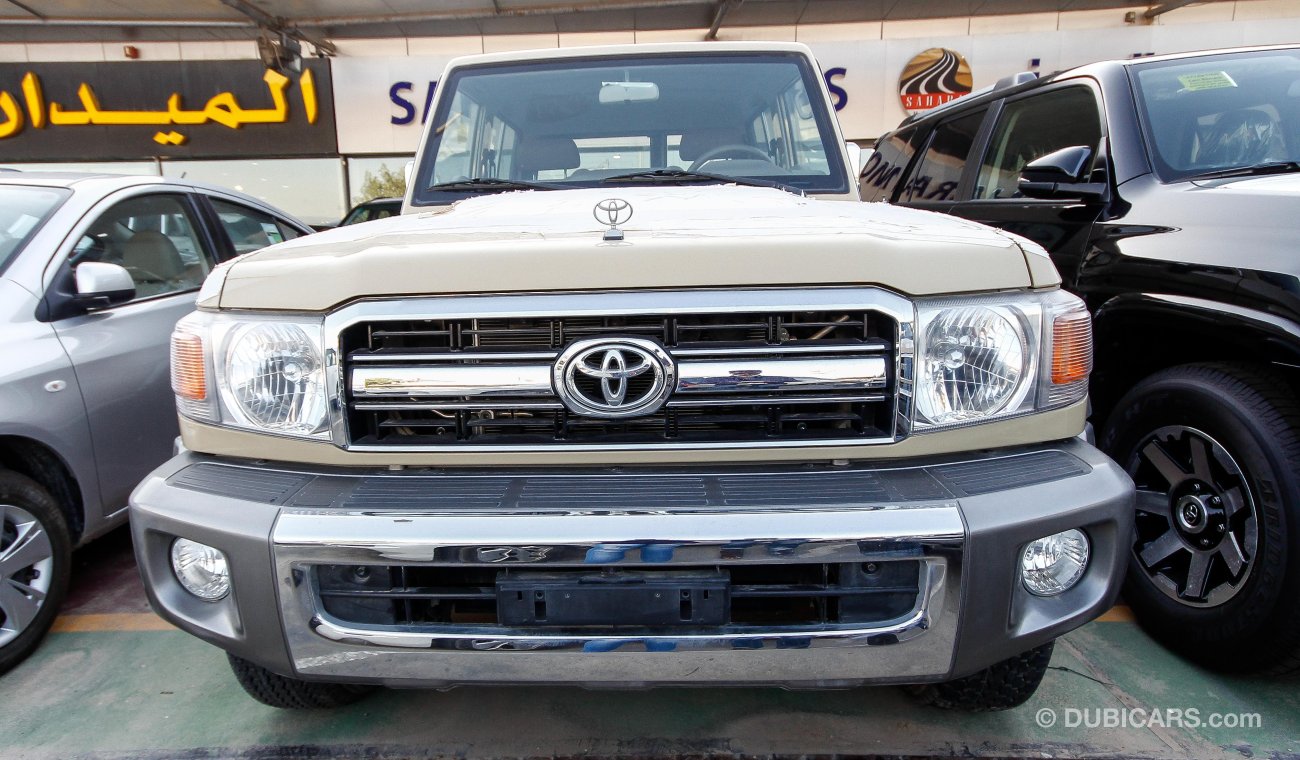 Toyota Land Cruiser V6 4WD