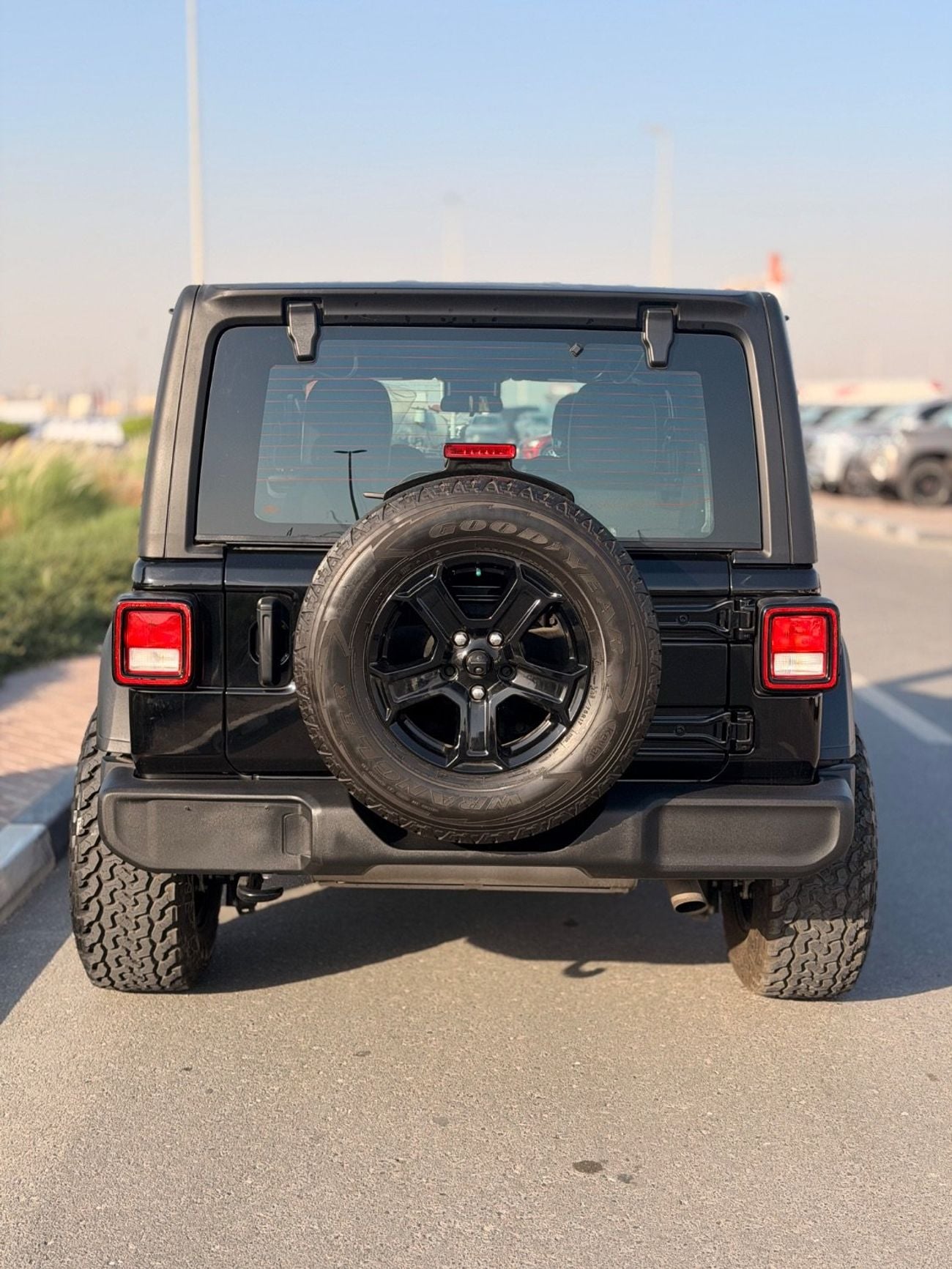 جيب Wrangler Unlimited SPORT