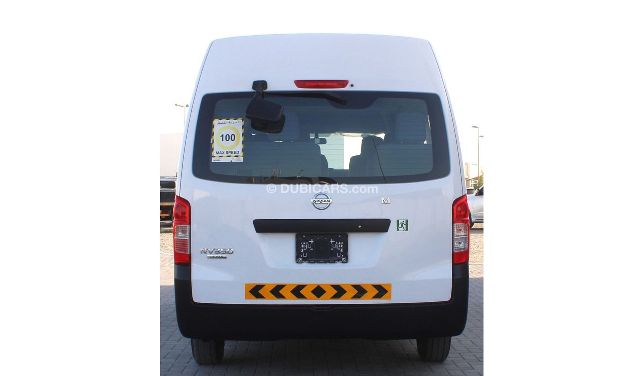 Nissan Urvan Std Nissan Urvan 2020 GCC high roof, high chair, manual gear, in excellent condition