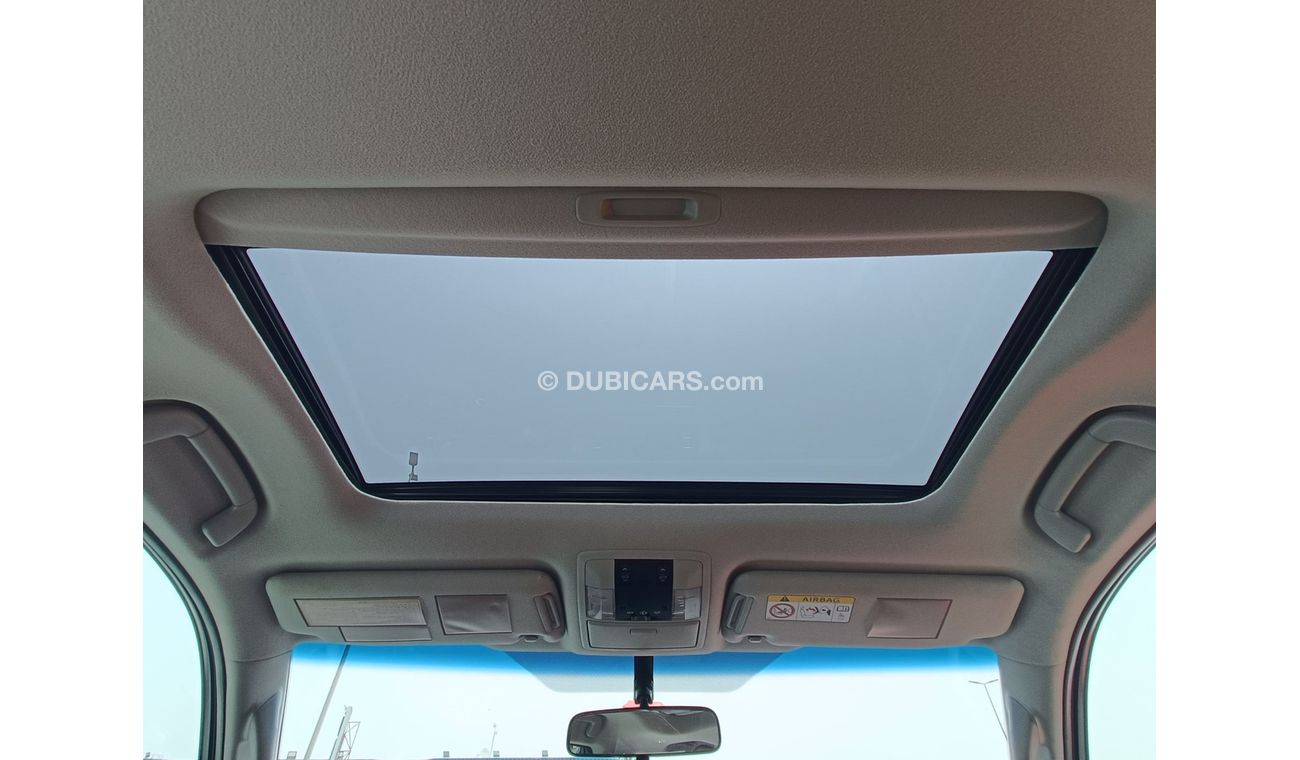 تويوتا برادو VXR / V6 / 4.0L / FULL OPTION / LOW MILEAGE (LOT # 44749)