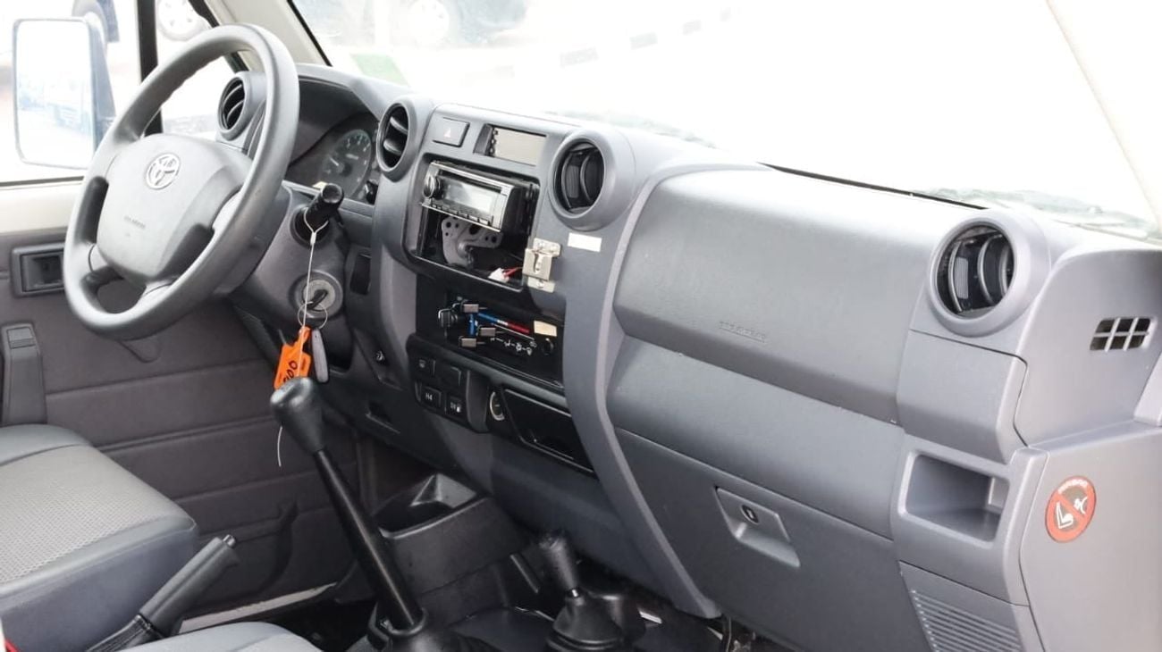 Toyota Land Cruiser 70