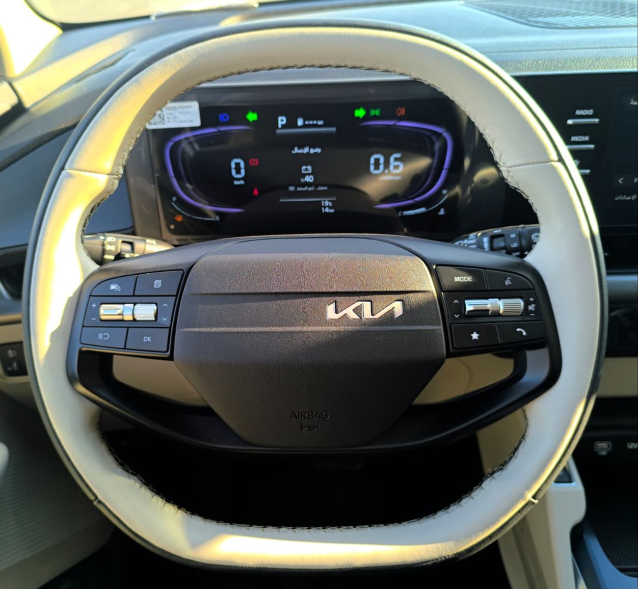 كيا كارينس 1.5L Mid Option GCC Specs 7 Seater Brand New 2026 Model