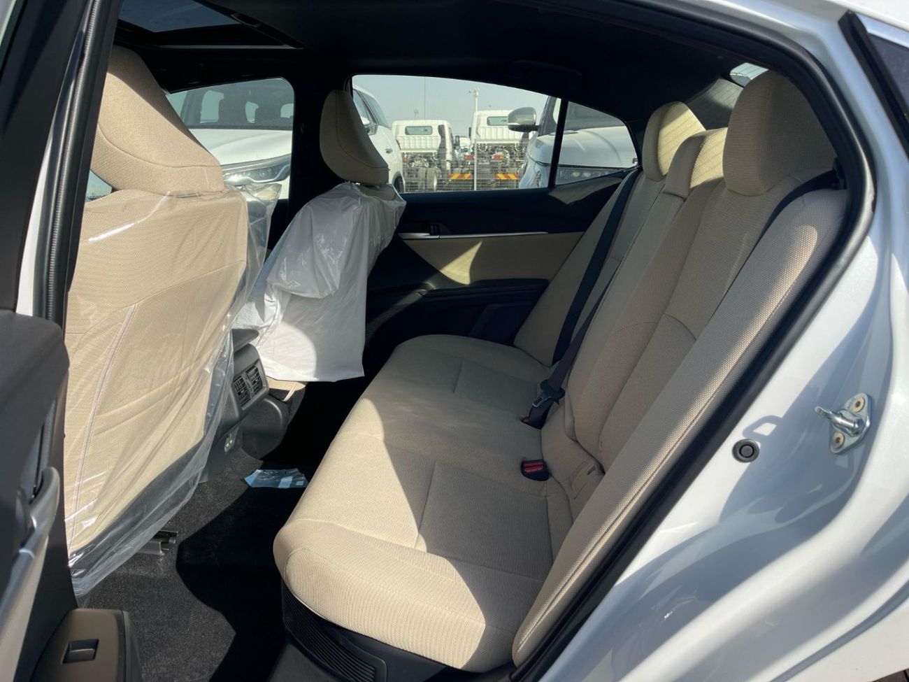 Toyota Camry 2025 TOYOTA CAMRY LE HYBRID E- PLUS