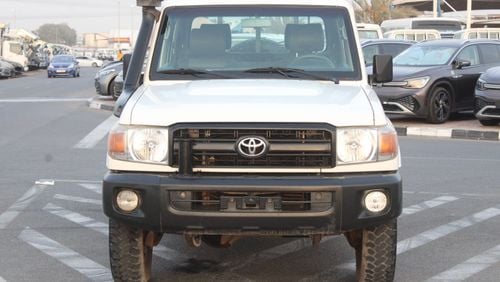 Toyota Land Cruiser Pick Up