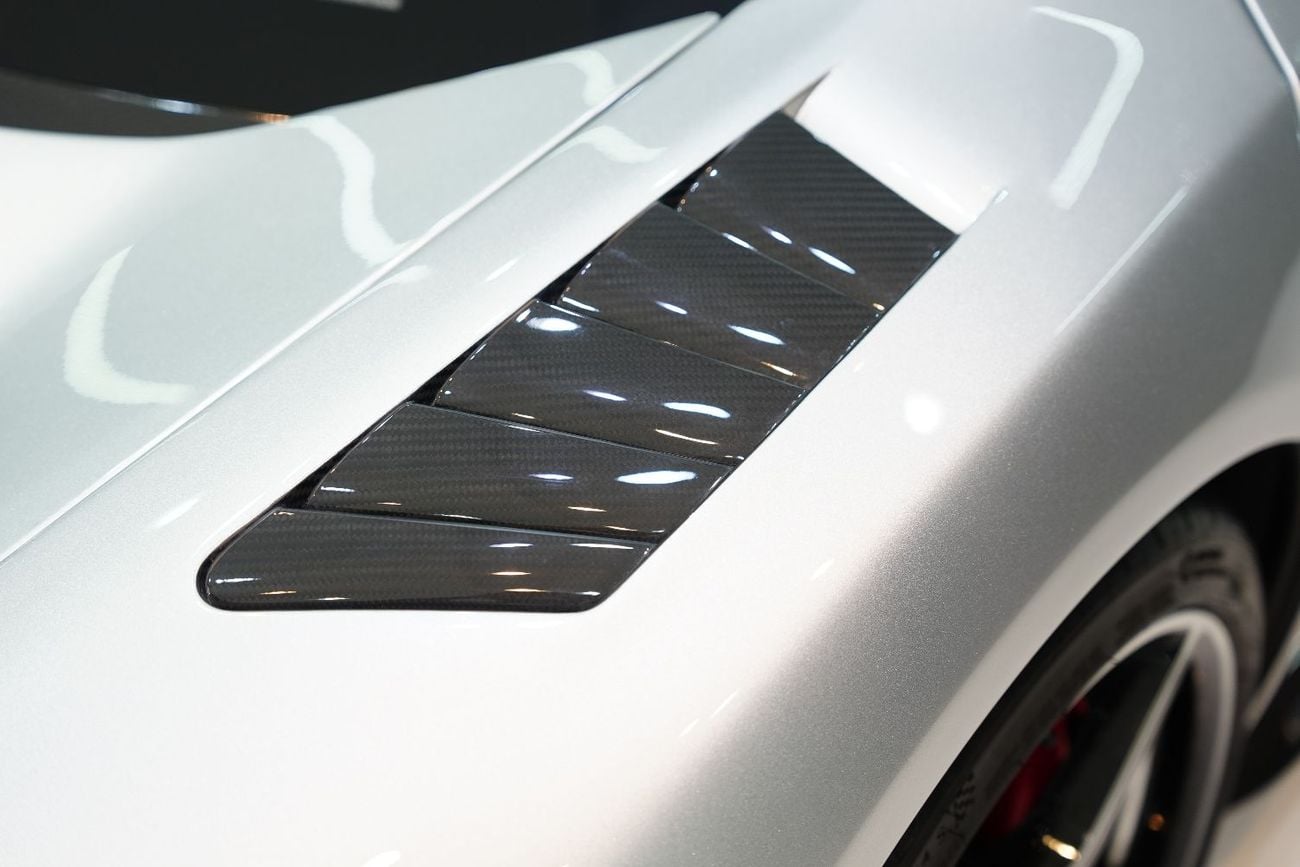 McLaren 675LT Spider, McLaren Track Telemetry, Full Carbon Package, Meridian Audio, Very Low KM, GCC Specs!!