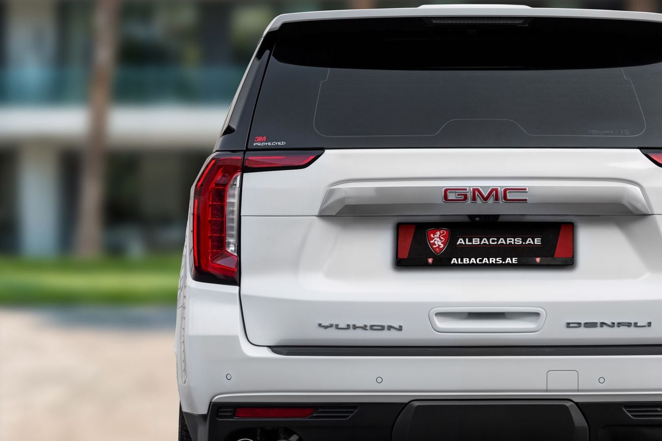 جي أم سي يوكون Yukon Denali | 4,896 P.M | 0% Downpayment | LOW KMS | FULL OPTION DENALI!