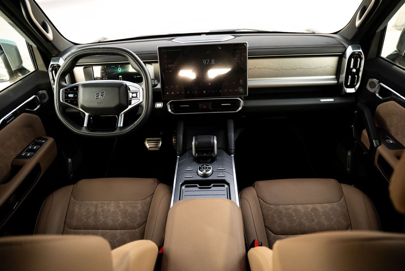 Jetour T2 Luxury 2024 GCC Low Mileage Full Service History 2.0L Turbo 4 Cylinders