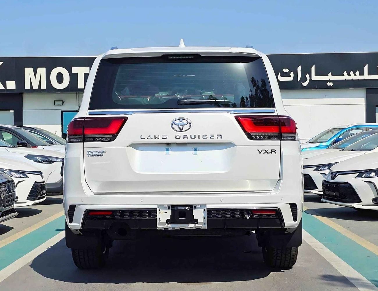 Toyota Land Cruiser VXR LC300 TWIN TURBO / 3.3L DIESEL V6 / LEATHER, SUNROOF / FULL OPTION (CODE#LCDVXRHA)