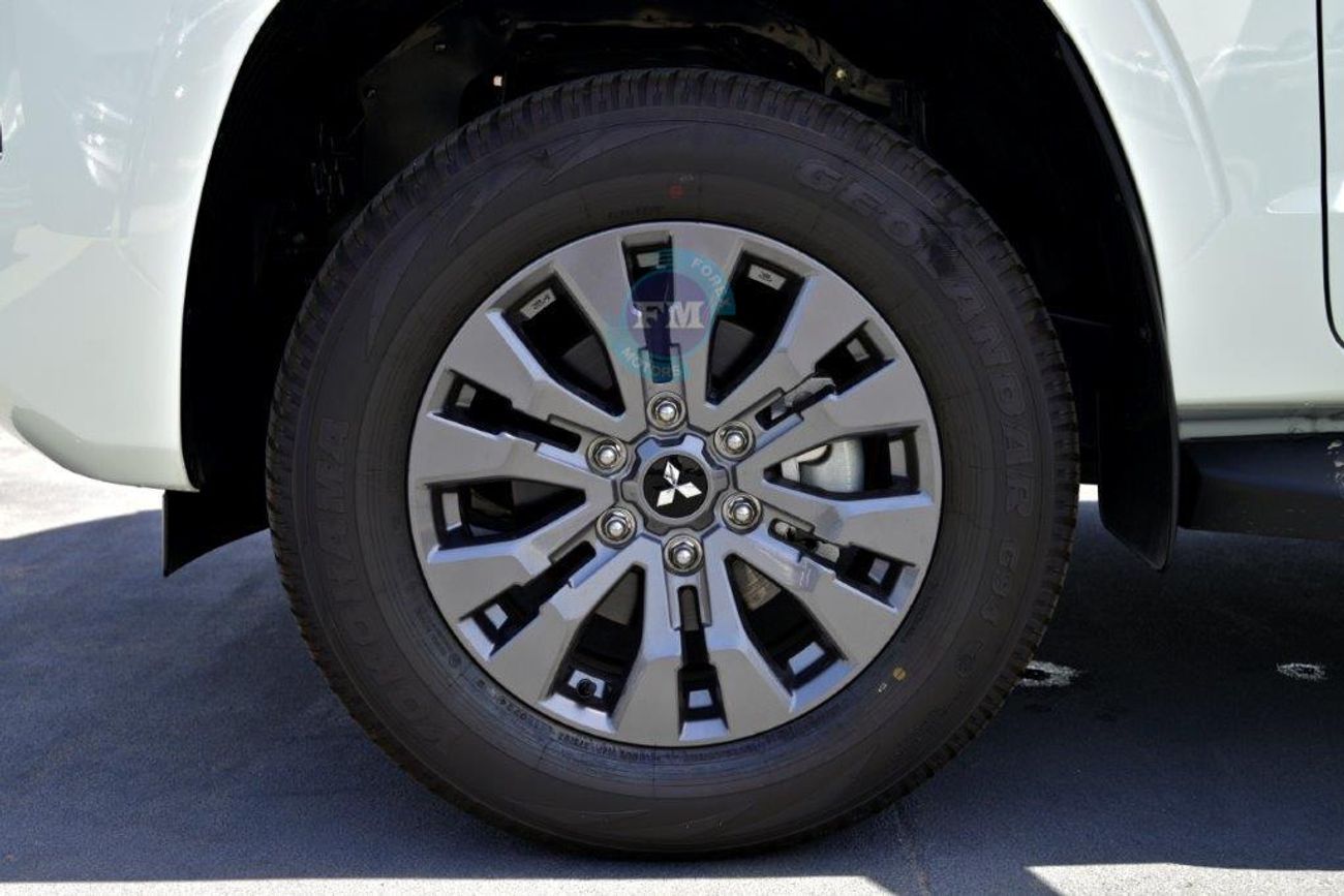 Mitsubishi L200 Sportero 2.4L Diesel 4WD Automatic