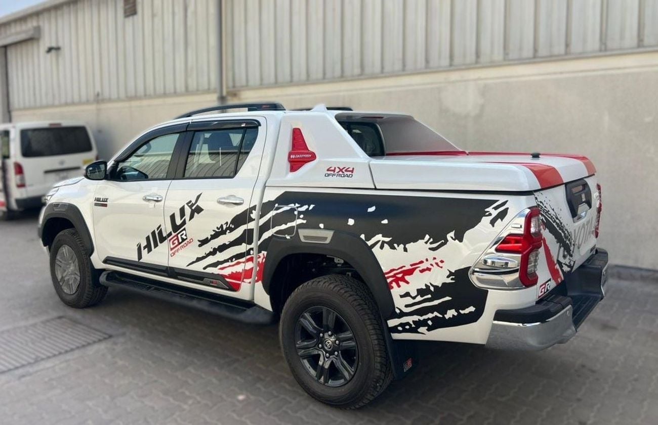 Toyota Hilux GR-SPORTS DIESEL AUTOMATIC 4-CYLINDER PICK UP GR-SPORTS 2.4L DIESEL A/T MY2026