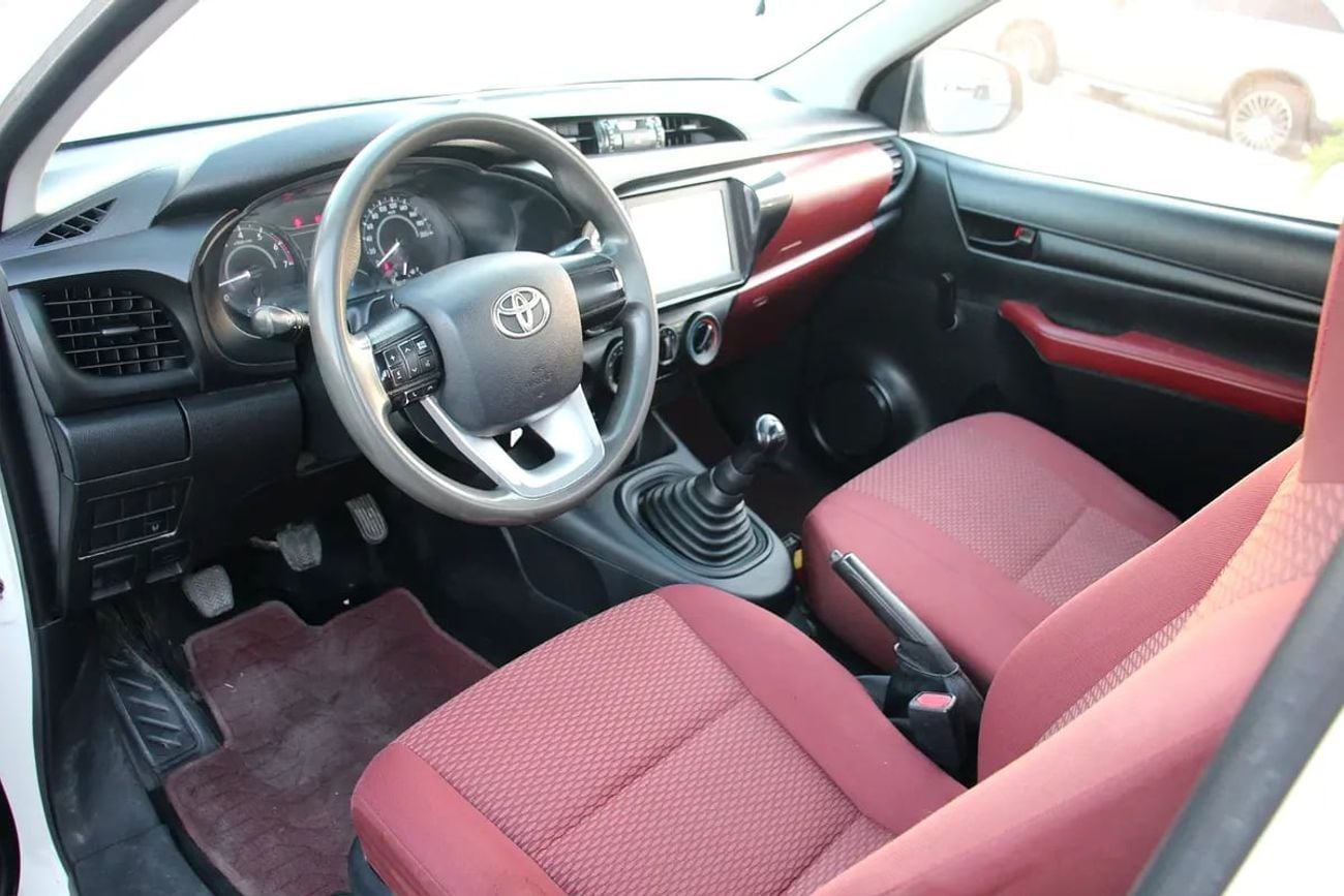 Toyota Hilux GL Single Cab GL GCC Specs