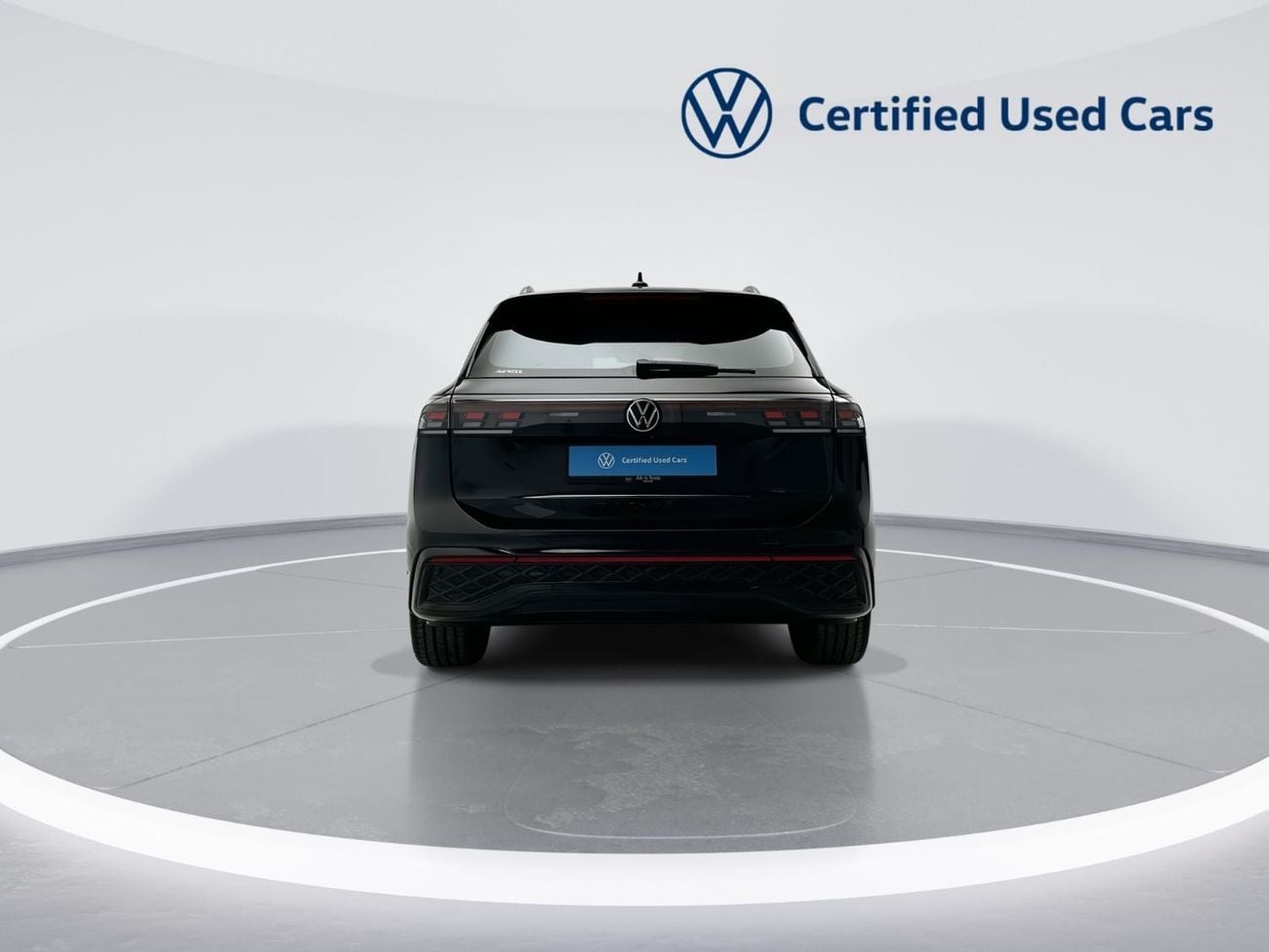فولكس واجن تيجوان R-LINE تيجوان آر لاين 1.4 لتر | | باقة المساعدة العالية | سقف بانورامي | نظام التحكم الديناميكي بالهيكل | ش