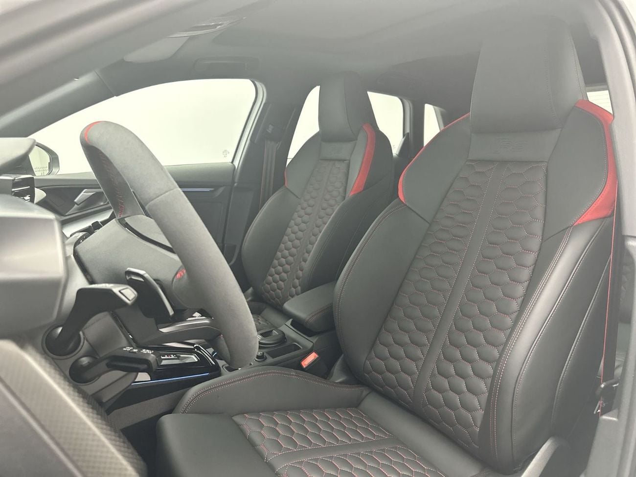 Audi RS3 Sportback 400hp (Ref# 02307)