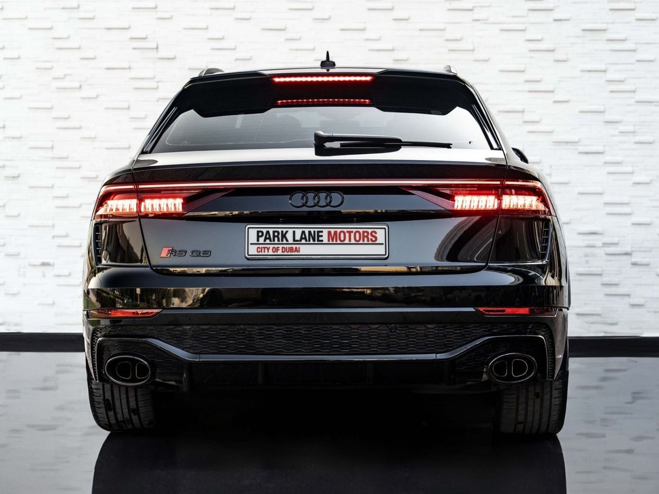 Audi RSQ8