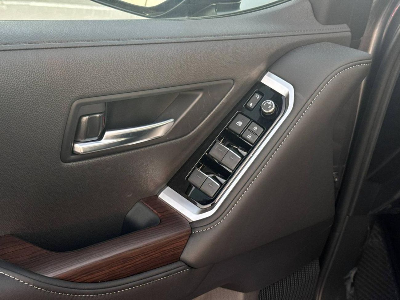 Toyota Land Cruiser TOYOTA LAND CRUISER 3.5L GXR TWIN TURBO WITH RADAR MY 2025