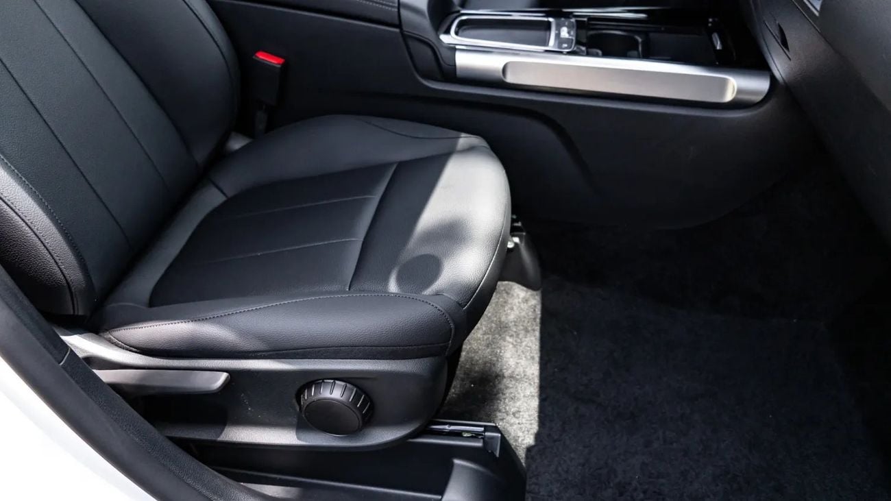 Mercedes-Benz GLB 200 2025 | MERCEDES GLB 200 DYNAMIC EDITION [ EXPORT ONLY ]