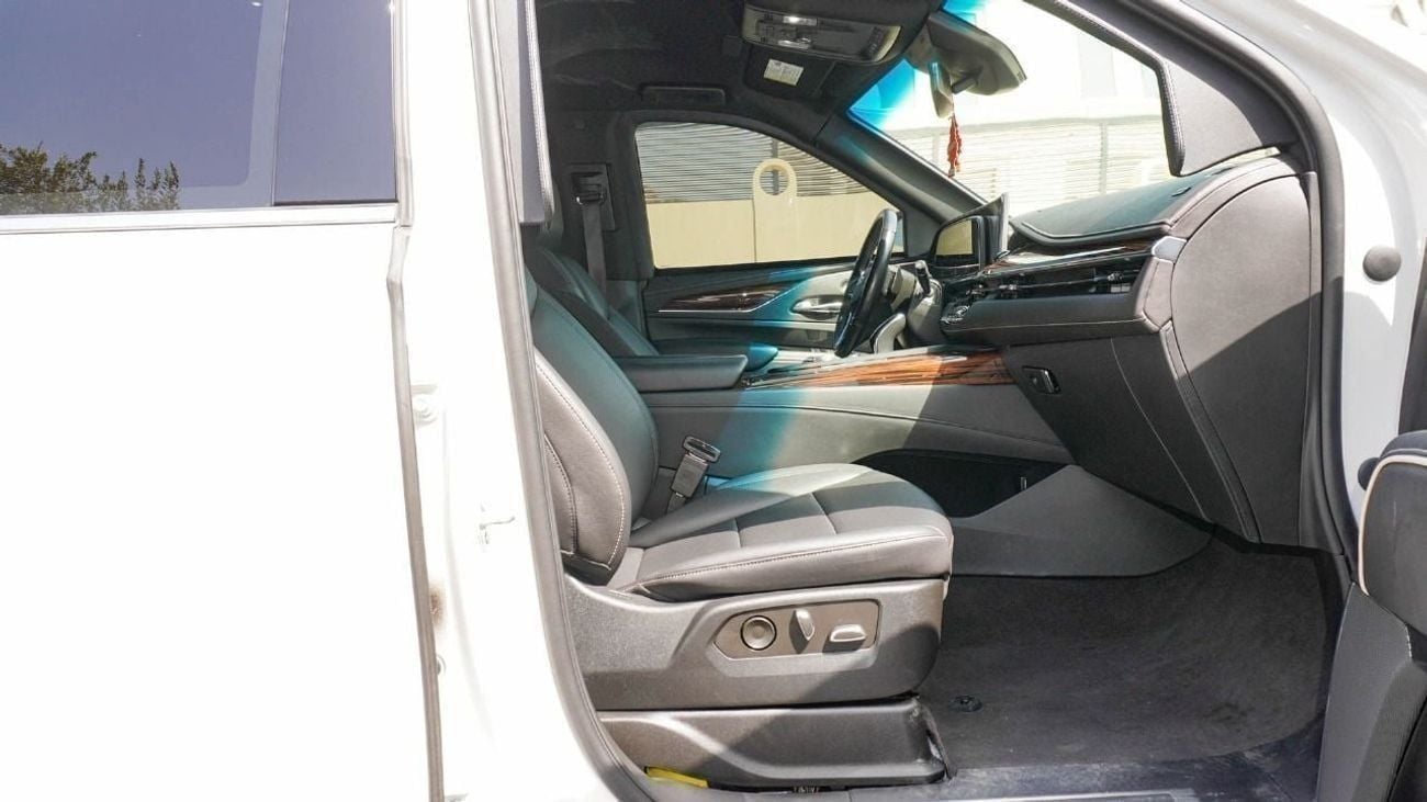 Cadillac Escalade Premium Luxury 6.2L AWD ESV (ARMOURED) ( BULLETPROOF) LVL B6