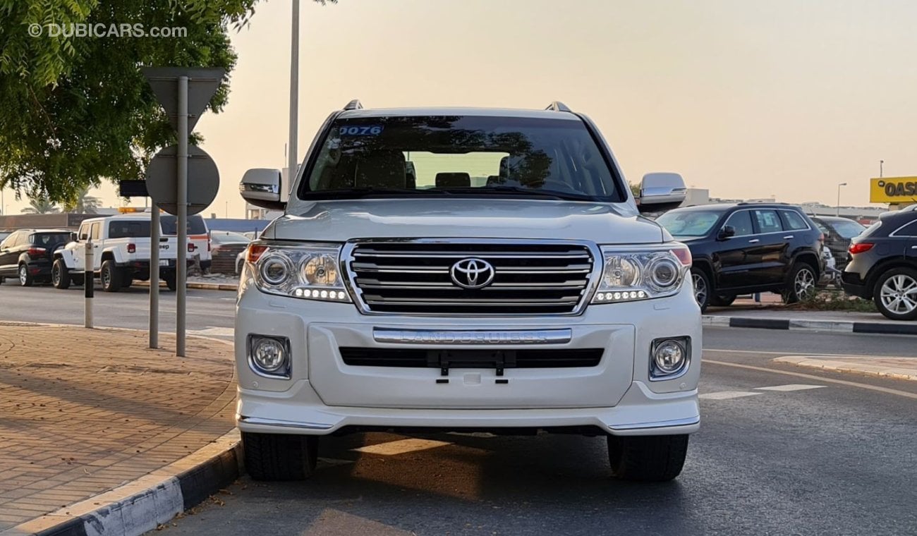 Toyota Land Cruiser GXR V8 Full Service History Dana Trade GCC Perfect Condition