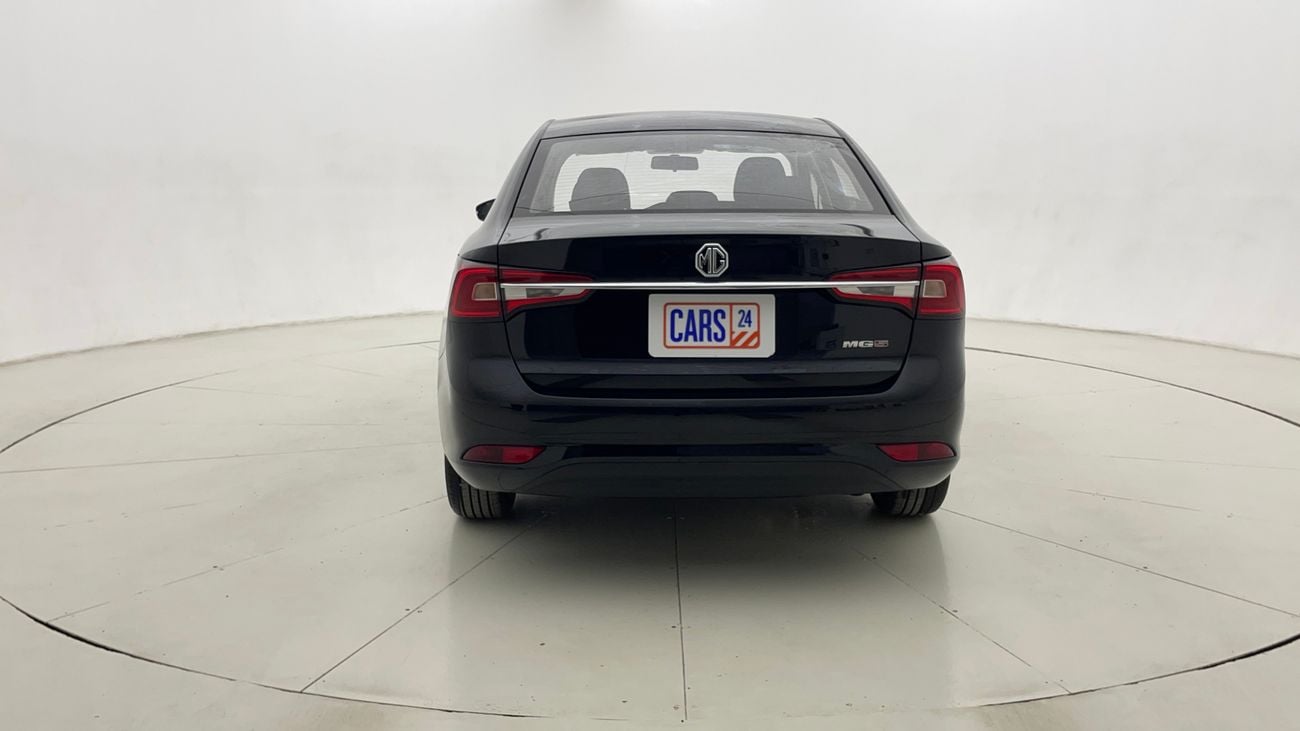 أم جي 5 STD 1.5 | بدون دفعة مقدمة | اختبار القيادة في المنزل