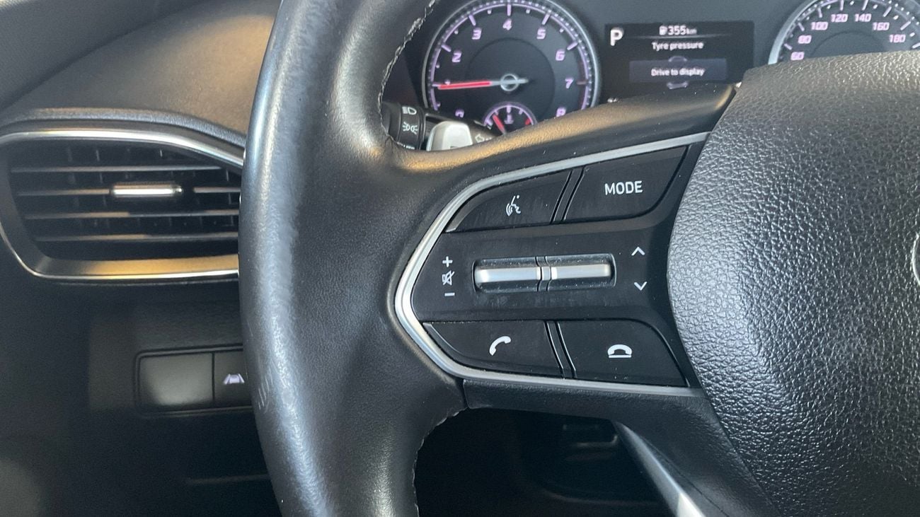 هيونداي سانتا في 2.5 GL COMFORT PLUS AUTO 2WD | شامل الضمان | 0 ﺪﻔﻋﺓ ﺃﻮﻟﻯ