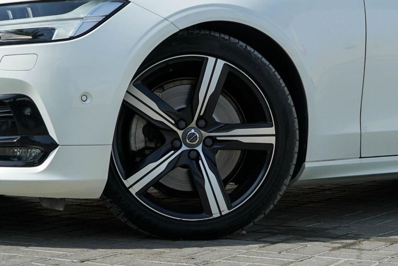 Volvo S90 R Design 90